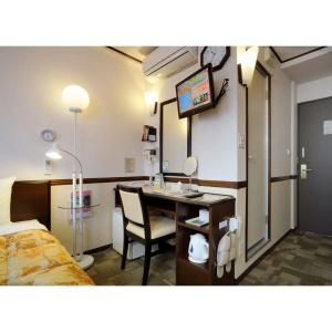 Toyoko Inn Gifu - 16