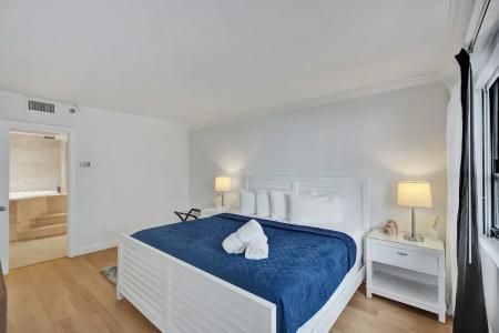 The Alexander All Suites - 472