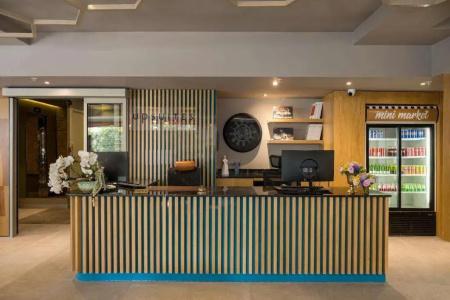Upsuites - 39