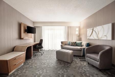 Courtyard by Marriott - 49