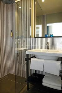 Best Western Plus Hôtel La Joliette - 52