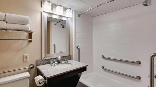 Best Western Plaza Inn - 78