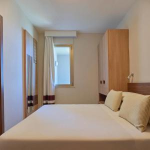 Serena Majestic Residence - 4