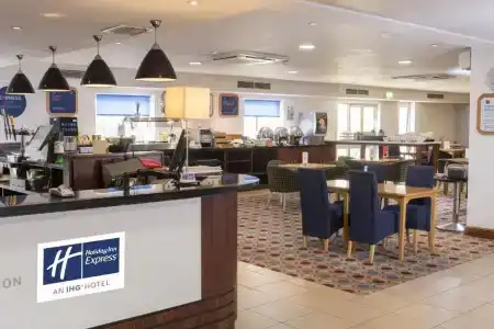 Holiday Inn Express Birmingham Star City, An Ihg - 16