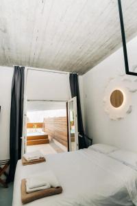 Mesanto Luxury Suites - 153