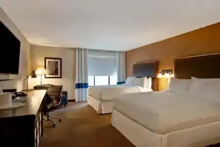 Four Points by Sheraton - 43