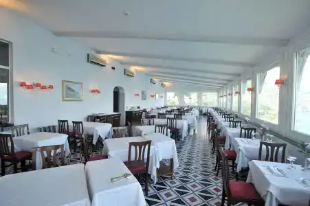 Belvedere - 22