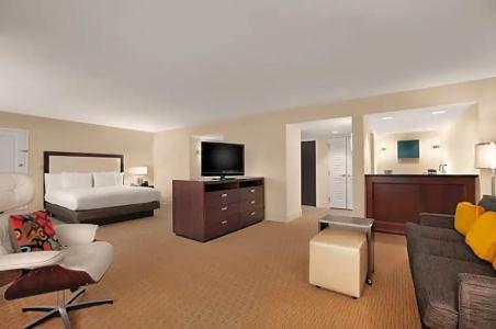Hilton Miami Airport Blue Lagoon - 85