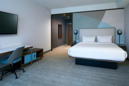 Courtyard by Marriott Downtown - 40