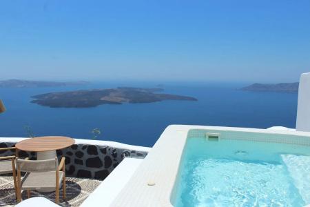 Cocoon Suites - 168