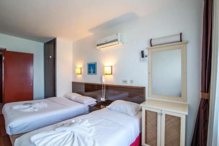 Sunday Beach - 120