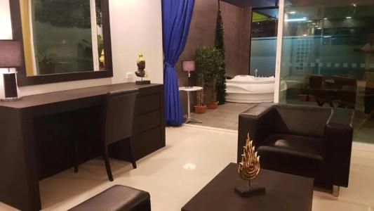 East Suites - 169