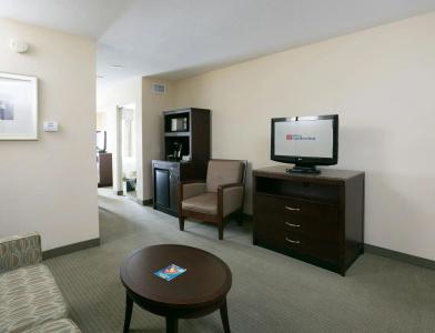 Hilton Garden Inn - 16