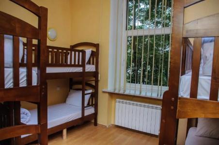 Golden Globus Hostel - 40