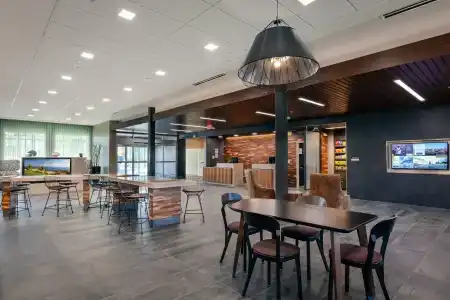 Courtyard by Marriott Savannah Airport - 21