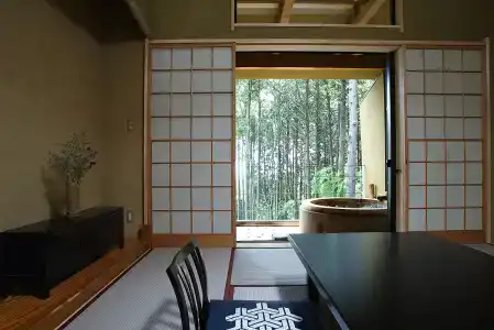 Izukogen Onsen Hana No Kumo - 2
