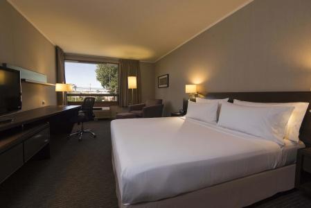 Holiday Inn Express -, An Ihg - 33