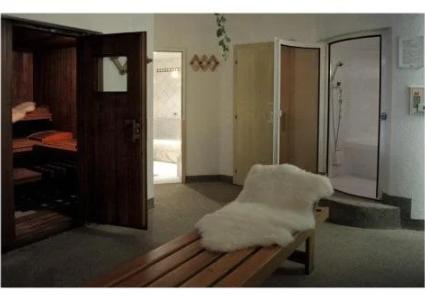 Henriette - 4