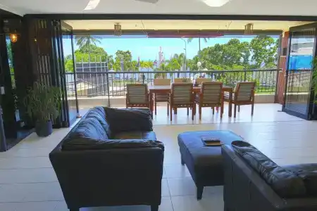 Cairns Aquarius - 65