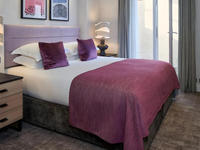 Cheval Harrington Court at South Kensington - 24
