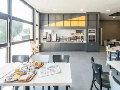 b&b hôTel Grenoble Centre Verlaine - 27