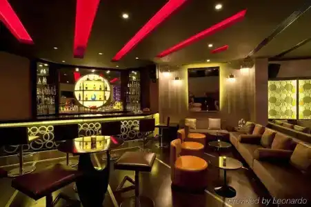 Vivanta Bengaluru Residency Road - 33