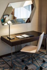 Jw Marriott Bucharest Grand - 70