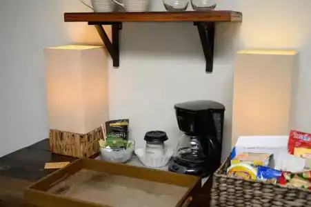 Shell Beach Inn - 18