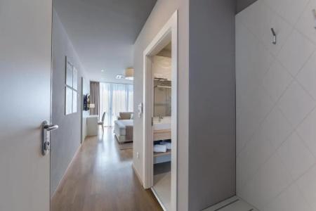 Apartments & Rooms Preelook - 1