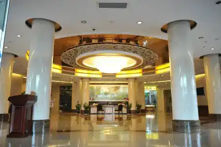 Kunming Zhong Huang - 1
