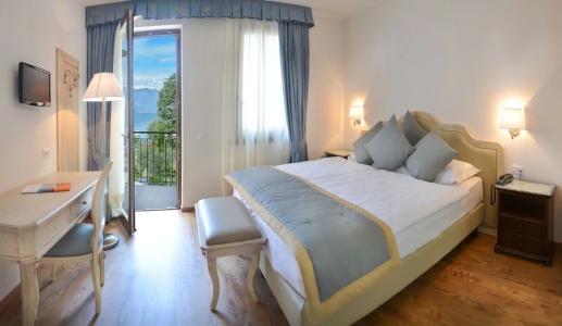 Lake Front Brenzone - 94