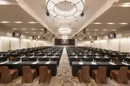 DoubleTree by Hilton Naha Shuri Castle - 19