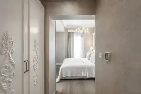 Ena Boutique - 40