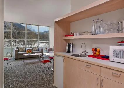 Aspen Meadows - 22