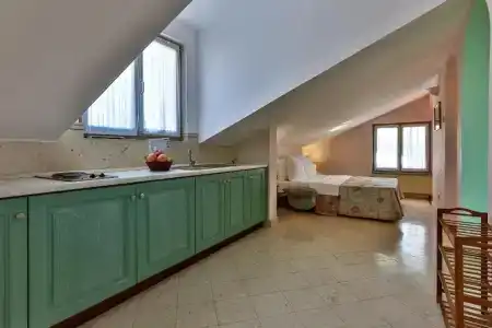 Villa Velzon Guesthouse - 51