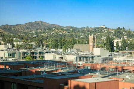 W Hollywood - 92