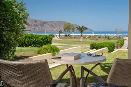 Pilot Beach Resort - 29