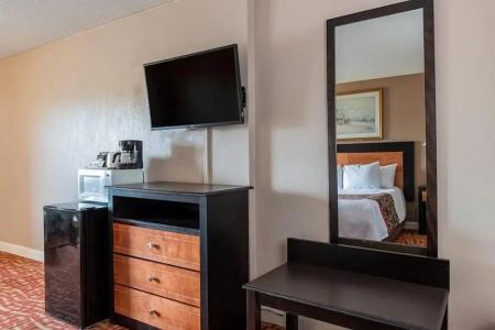 Sundial Inn - 16