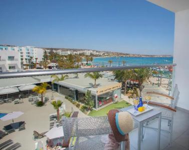 Limanaki Beach & Suites - 52