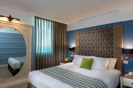 Herods Tel Aviv By The Beach - 32