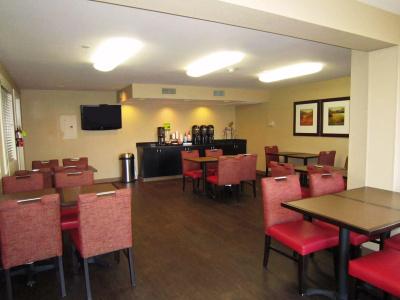 Extended Stay America Suites - - Polaris - 18