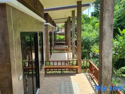 Lanta Pearl Beach Resort - 137