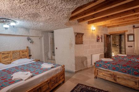 Zeus Cave Suites - 10