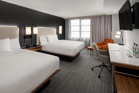 Courtyard by Marriott Seattle/Downtown - 2