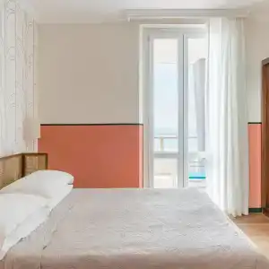 Riviera - 20