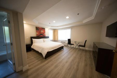 Wilshire Crest - 14