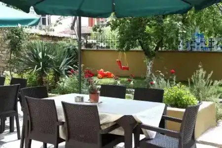 Adalı - 18