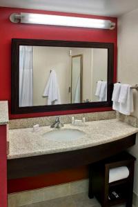 Courtyard by Marriott Washington, D.C./Foggy Bottom - 58