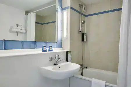 Kyriad Tarbes Bastillac - 28