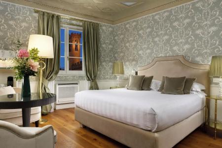 San Firenze Suites & Spa - 43